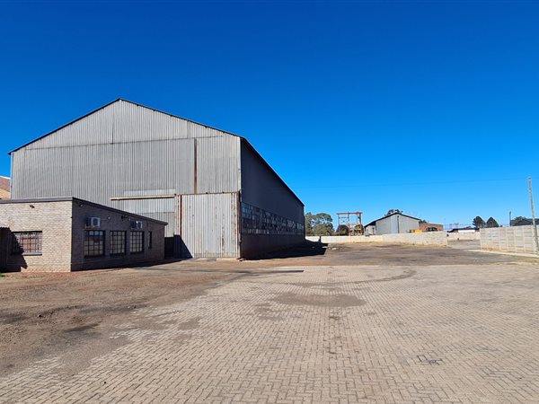 1 947  m² Industrial space