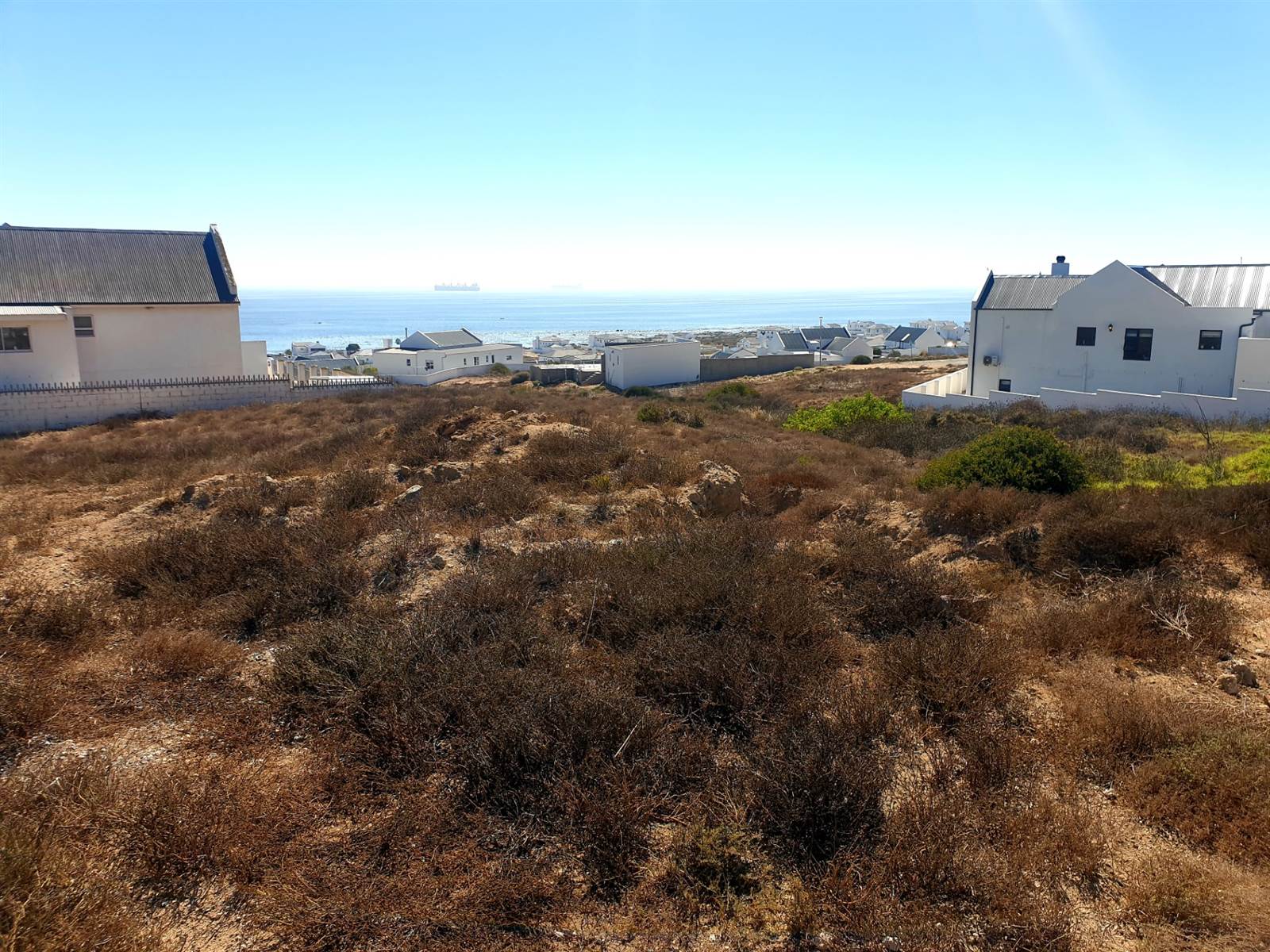 834 m² Land available in Da Gama Bay photo number 8