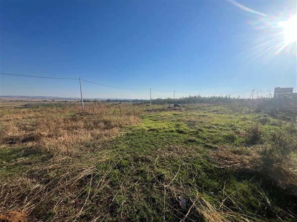210 m² Land available in Mohlakeng