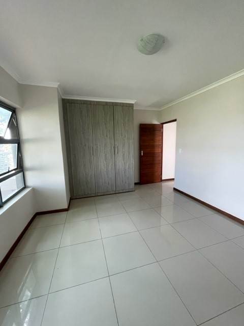 4 Bed Townhouse in Glen Marais photo number 17