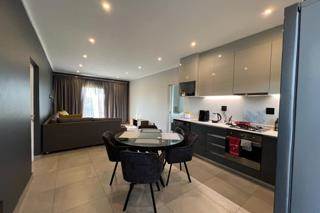 2 Bed House in Waterkloof photo number 13