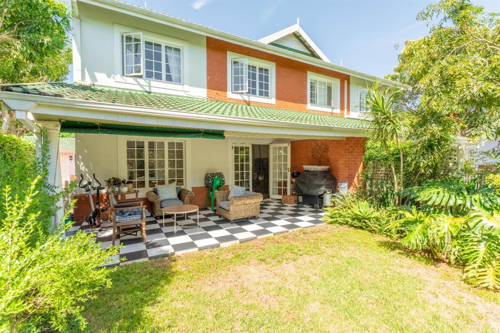 3 Bed Townhouse in Mt Edgecombe Estate 1 & 2 photo number 1
