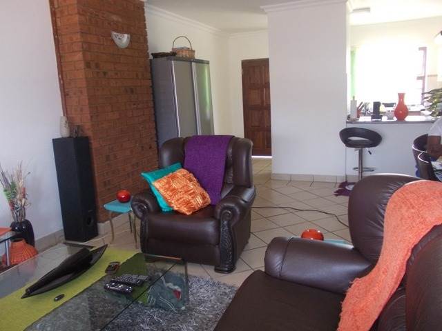 3 Bed Townhouse in Lydenburg photo number 23