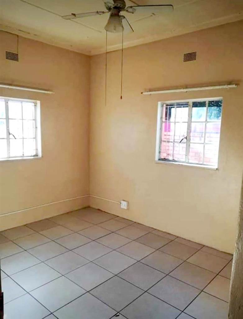 4 Bed House in Lydenburg photo number 30