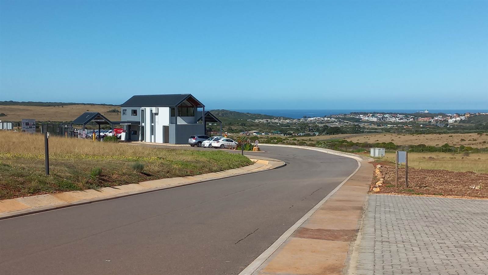 484 m² Land available in Hartenbos photo number 3