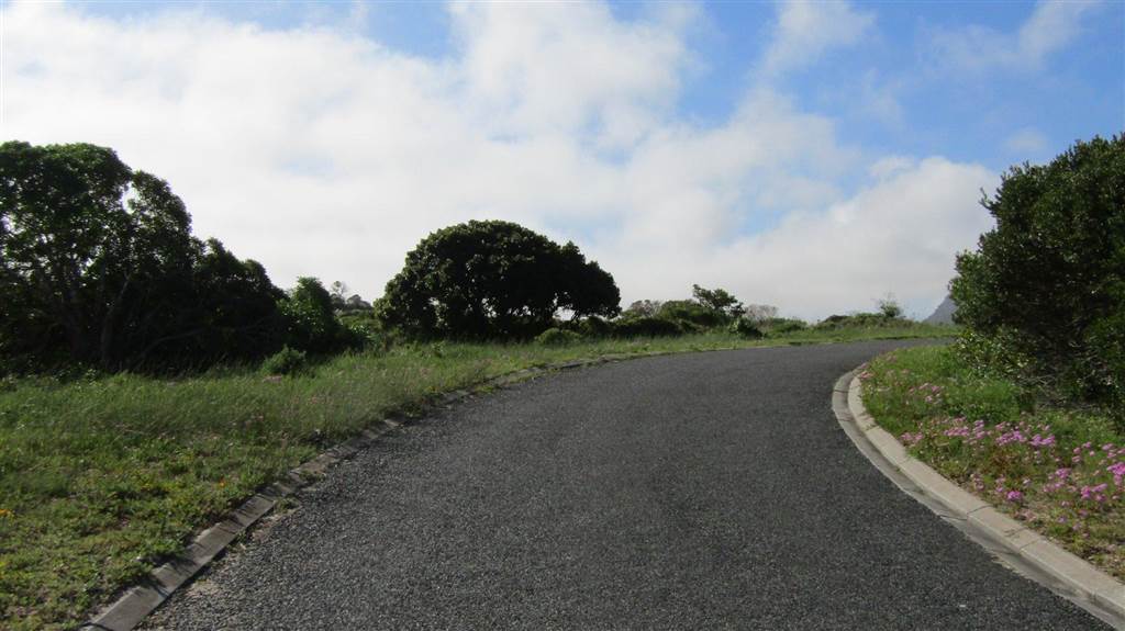 600 m² Land available in Kleinbaai photo number 12