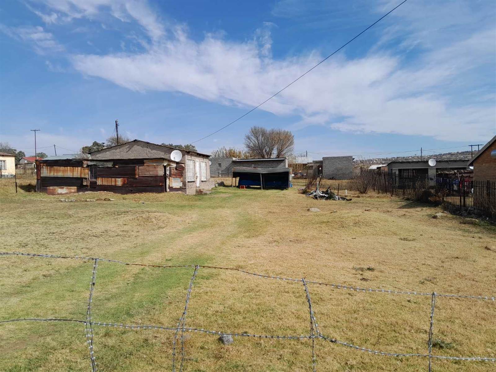 1400 m² Land available in Vrede photo number 2