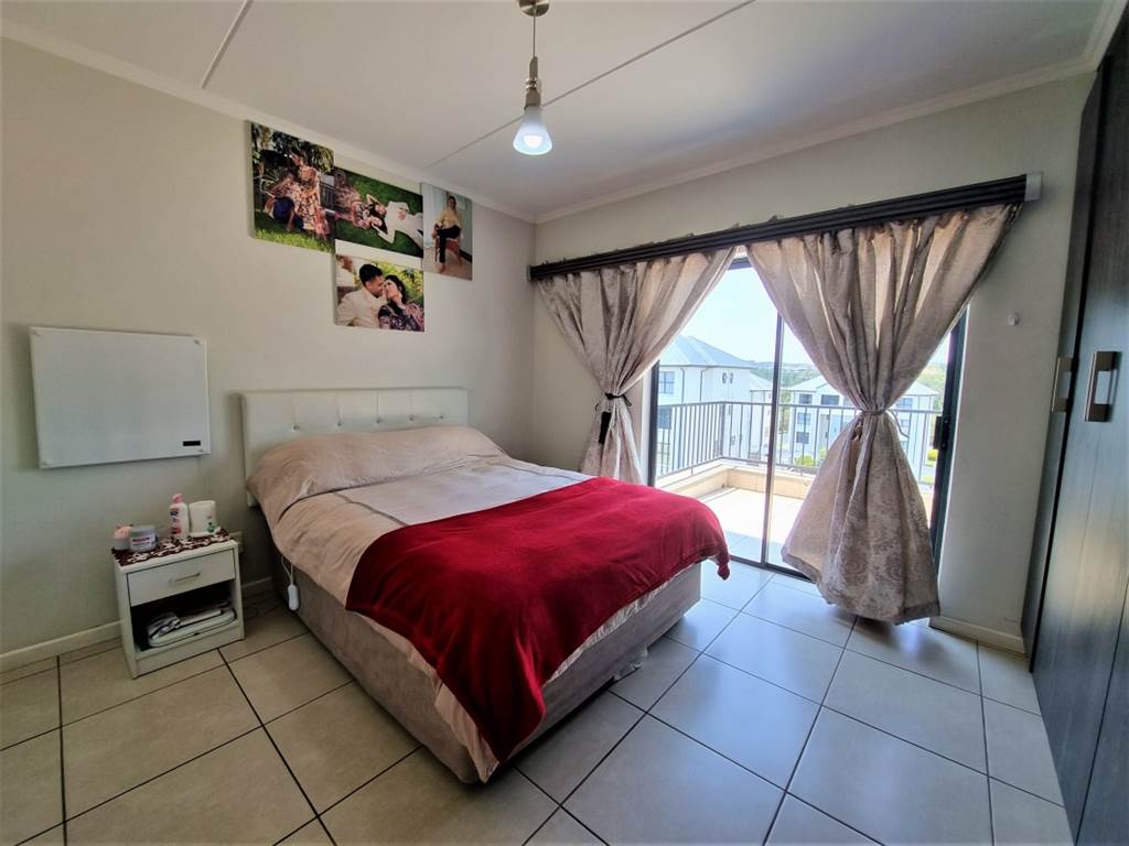 2 Bed Apartment in Petervale photo number 7