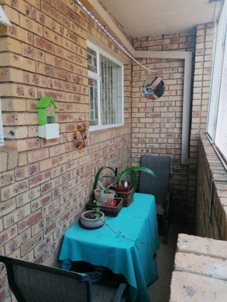 3 Bed Apartment in Potchefstroom Central photo number 13
