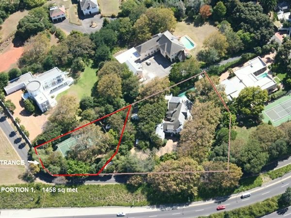 1458 m² Land available in Bishopscourt