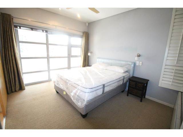 2 Bed Apartment in Oaklands photo number 13