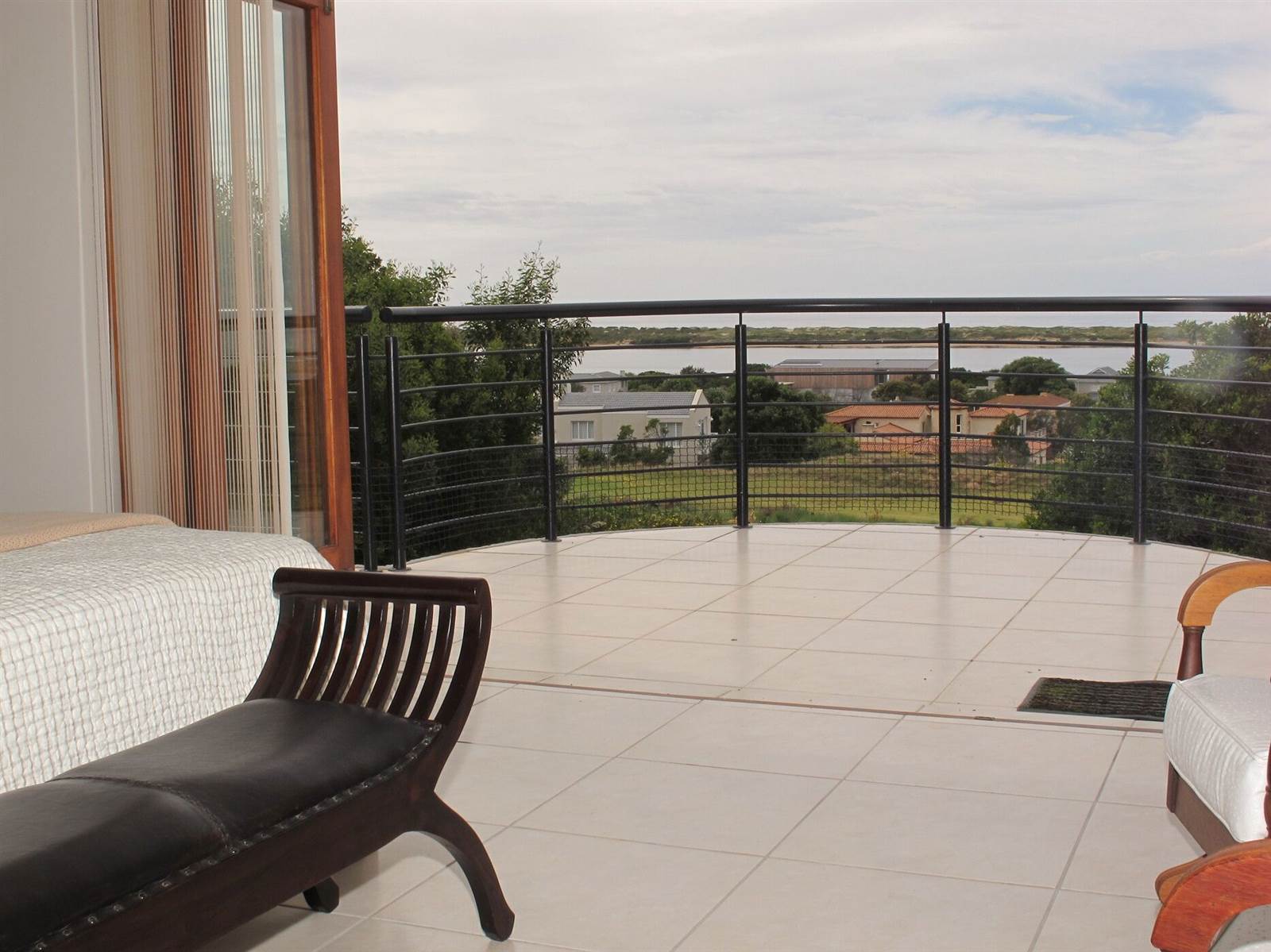 4 Bed House in Plettenberg Bay photo number 22