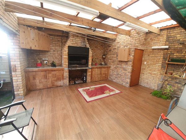 3 Bedroom House 3 Bedroom House