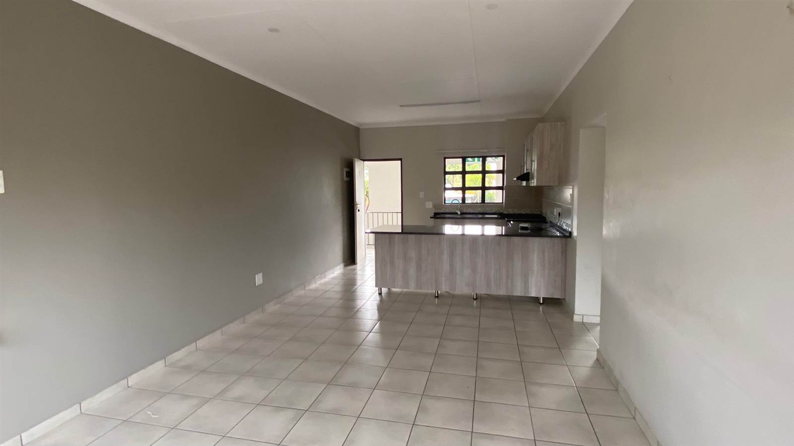 2 Bed Apartment in Tzaneen photo number 5