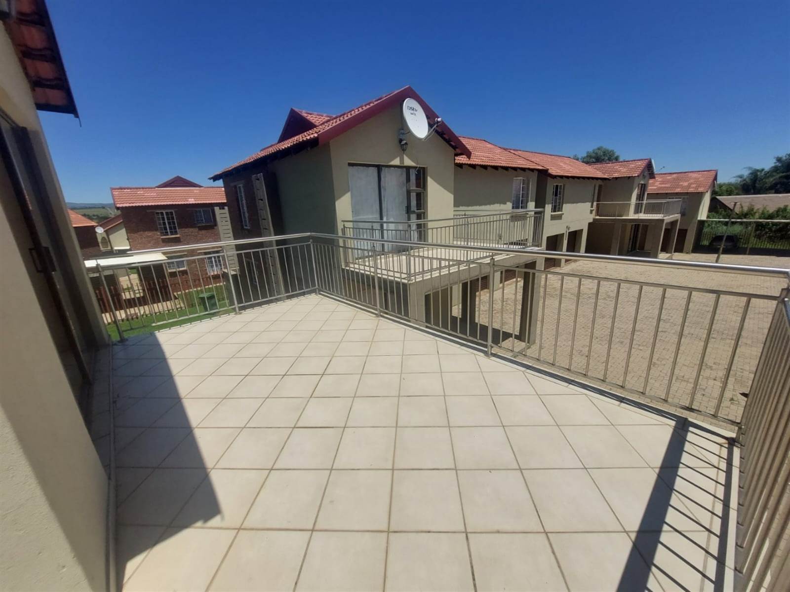 3 Bed Townhouse in Lydenburg photo number 5