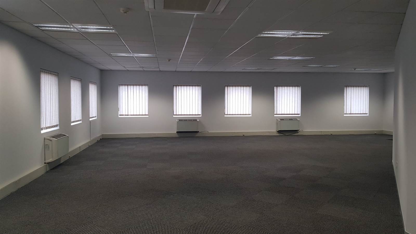 326  m² Office Space in Braamfontein Werf photo number 6