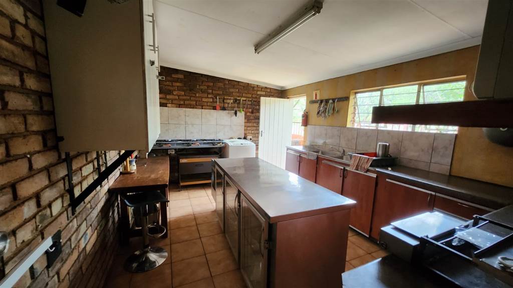 929  m² Commercial space in Pretoria North photo number 16