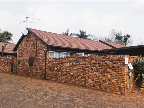2 Bedroom Townhouse