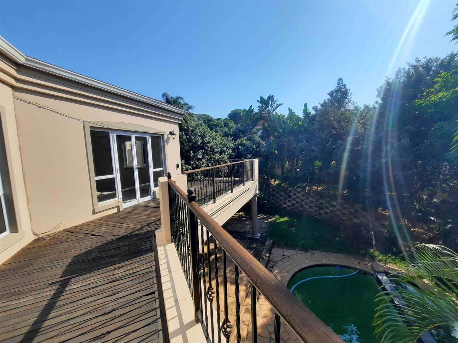 4 Bed Townhouse in Umhlanga Rocks photo number 17