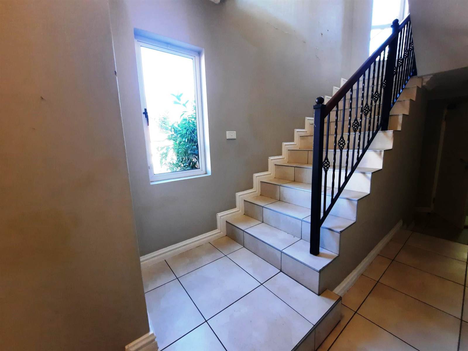 4 Bed Townhouse in Umhlanga Rocks photo number 9