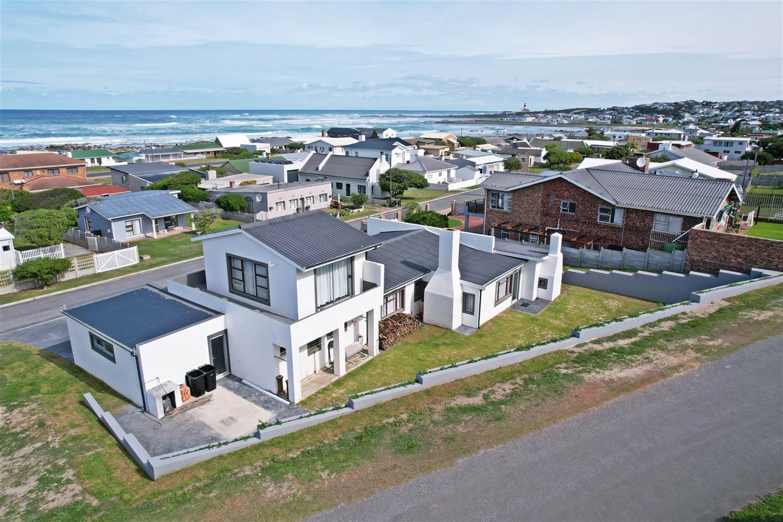 6 Bed House in Agulhas photo number 28