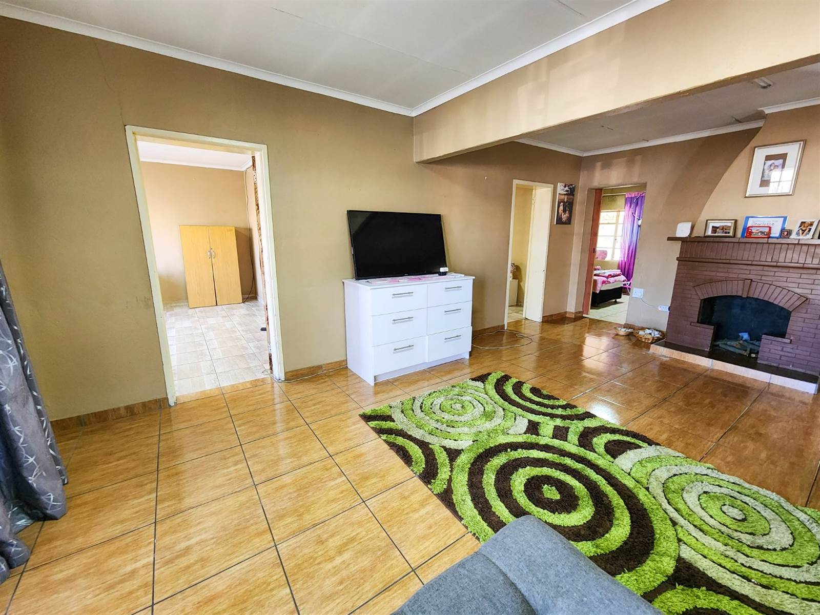 4 Bed House in Krugersdorp West photo number 2