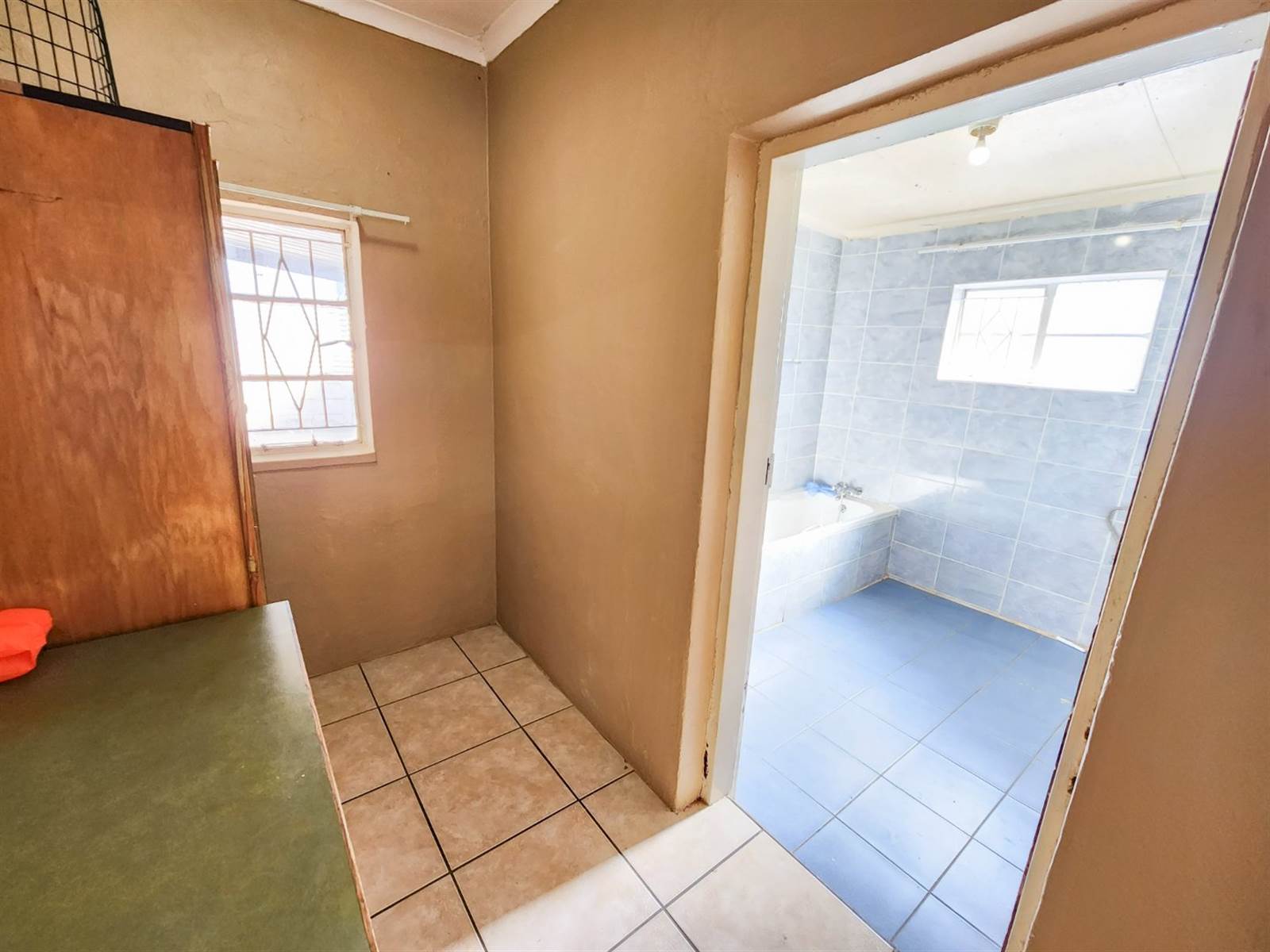 4 Bed House in Krugersdorp West photo number 9