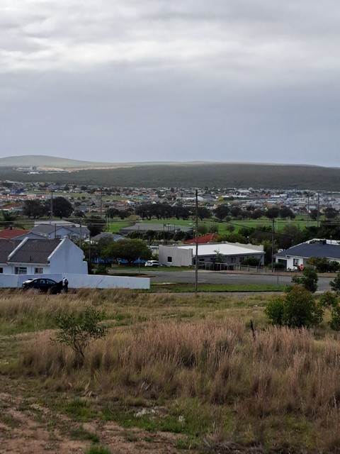 3 Bed House in Bredasdorp photo number 11