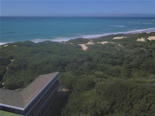 797 m² Land available in Paradise Beach