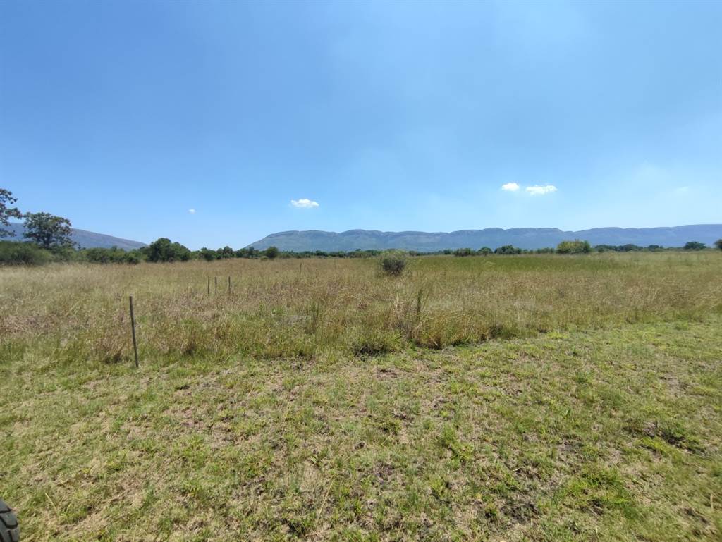 1267 m² Land available in Melodie photo number 13