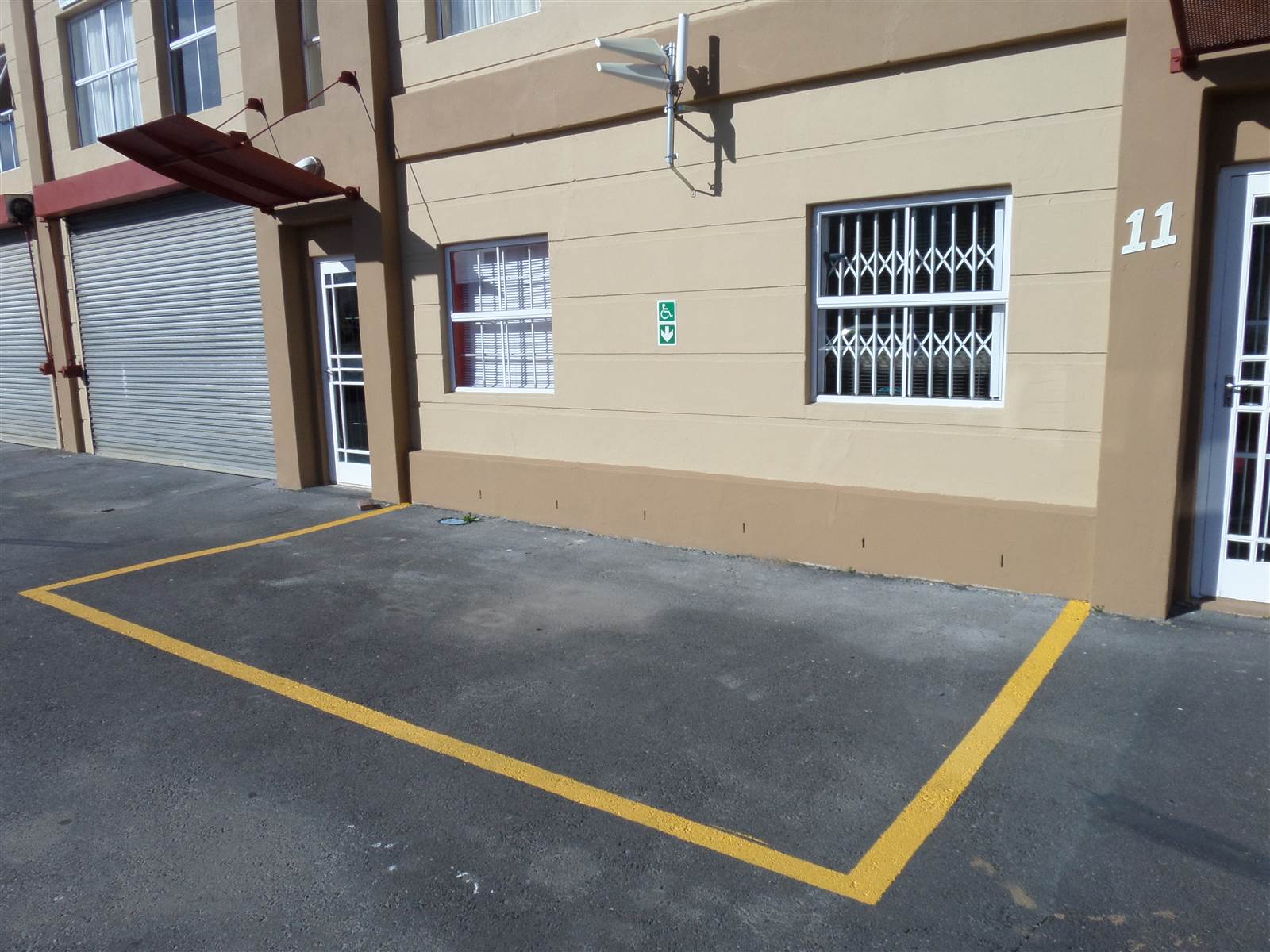 1170  m² Industrial space in Killarney Gardens photo number 3