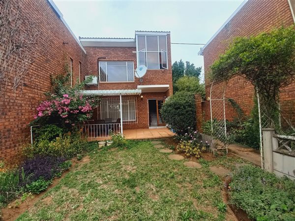 2 Bed Townhouse in Scottsville