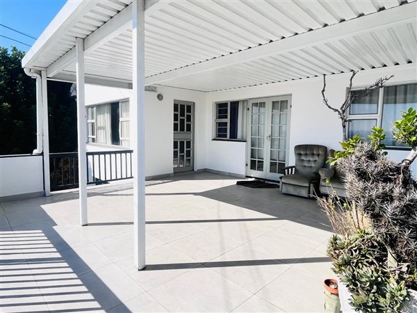 2 Bedroom House 2 Bedroom House