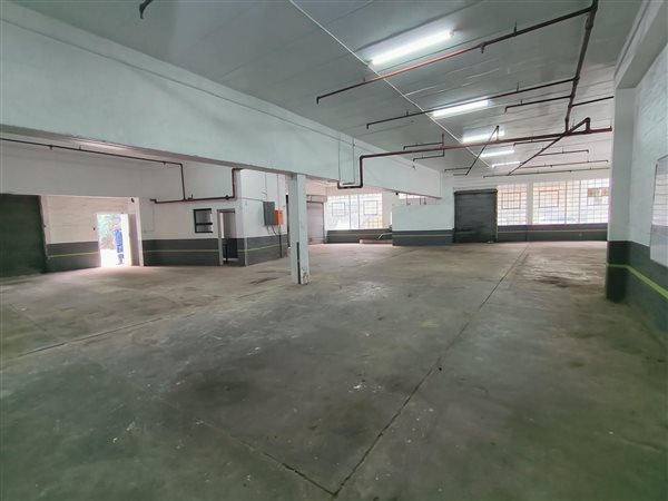 350  m² Industrial space