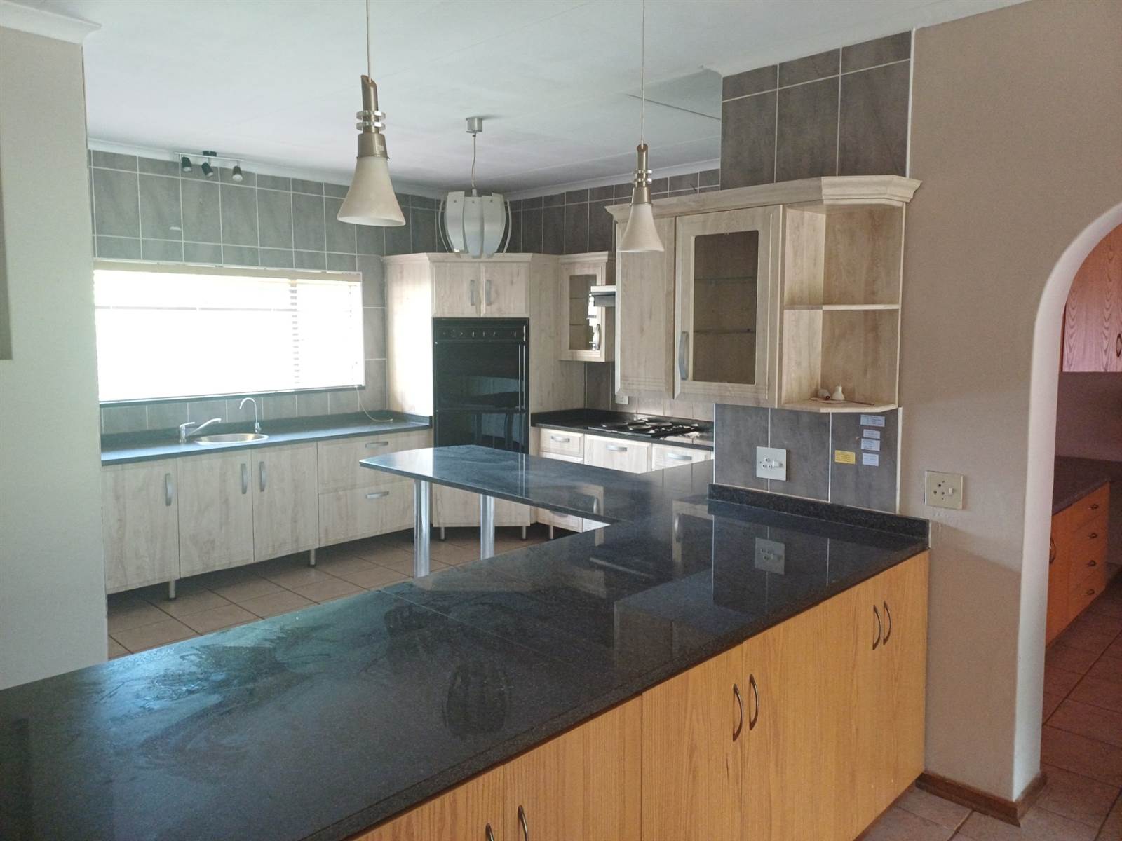 4 Bed House in Makhado (Louis Trichardt) photo number 3
