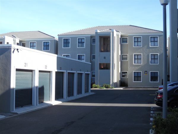 3 Bedroom Townhouse 3 Bedroom Townhouse