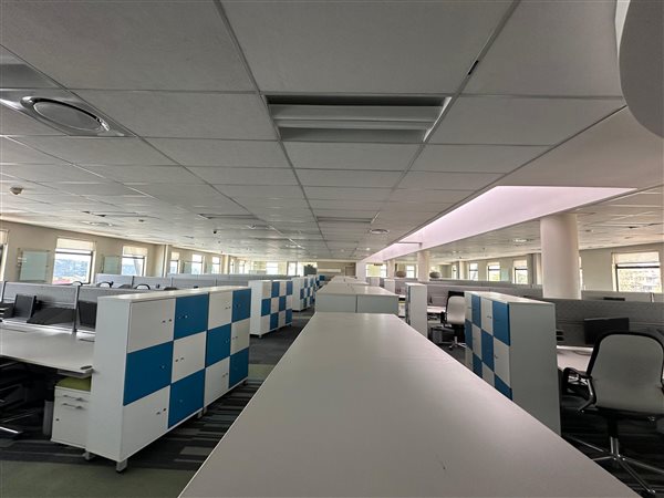 1619  m² Commercial space in Sunninghill