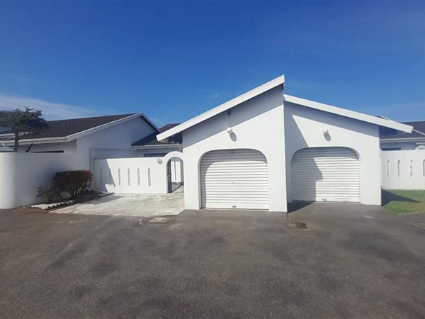 3 Bedroom Townhouse 3 Bedroom Townhouse