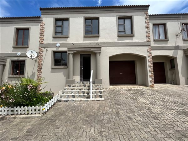 3 Bed Townhouse