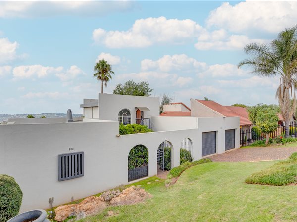 3 Bedroom House 3 Bedroom House