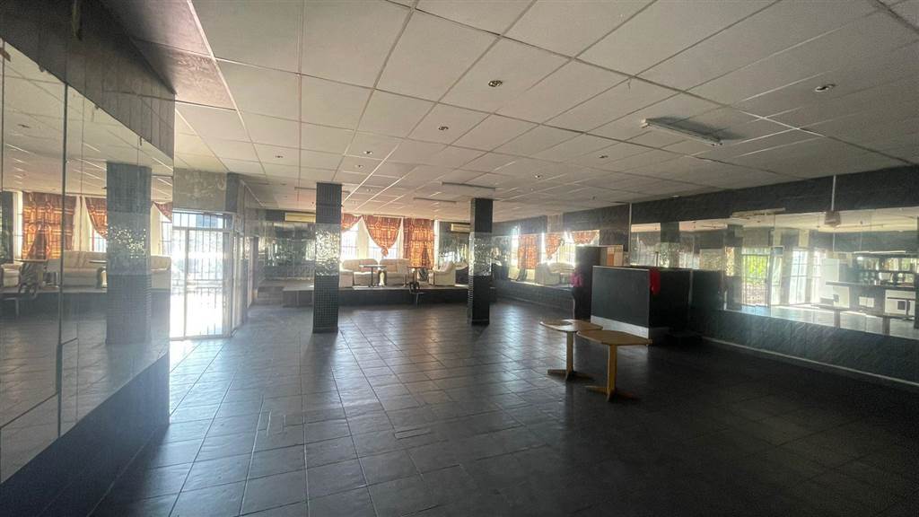 3000  m² Commercial space in Pretoria Central photo number 16