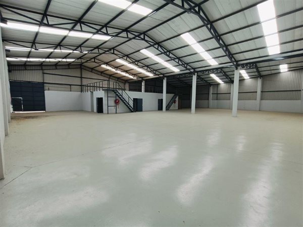 1 125  m² Industrial space