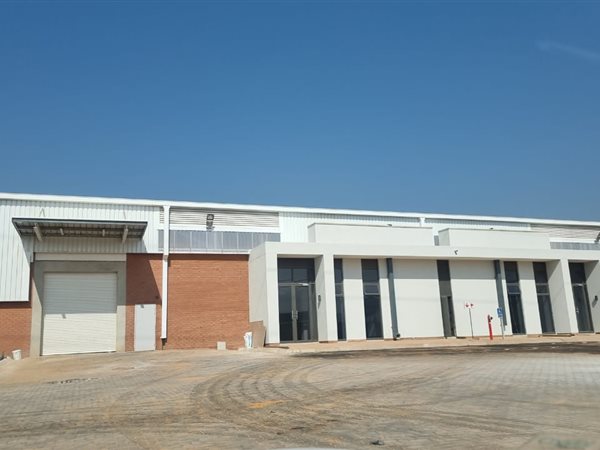 410  m² Industrial space