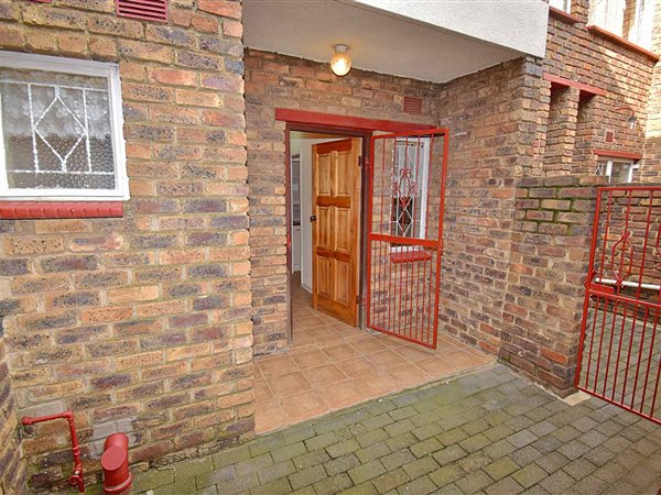 3 Bedroom Townhouse 3 Bedroom Townhouse