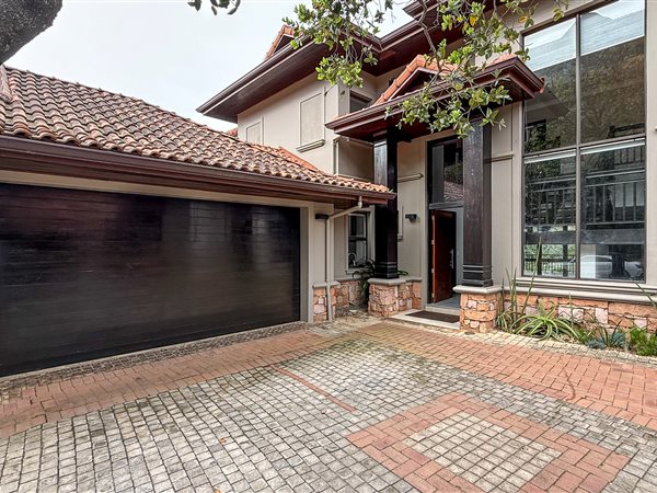 3 Bedroom Townhouse 3 Bedroom Townhouse