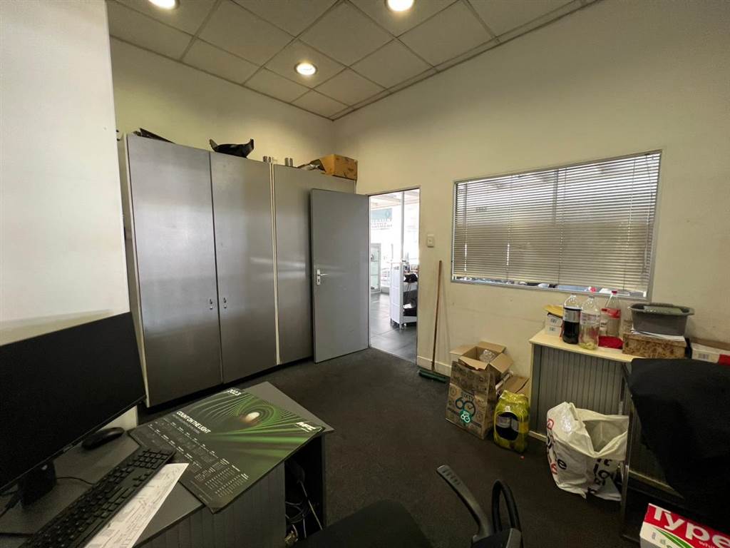 1407  m² Commercial space in Allens Nek photo number 28
