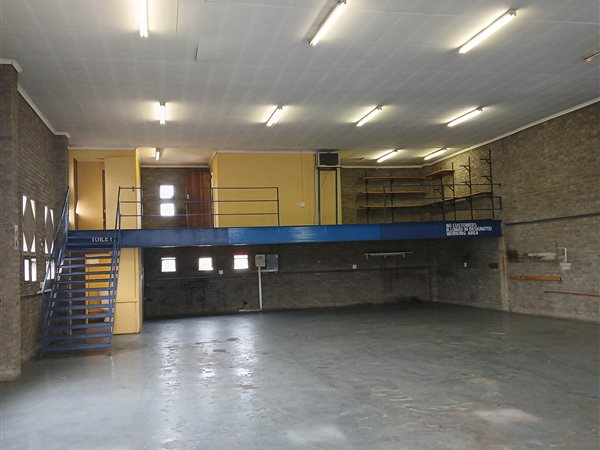 252  m² Industrial space