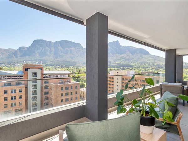 2 Bed Penthouse in Newlands
