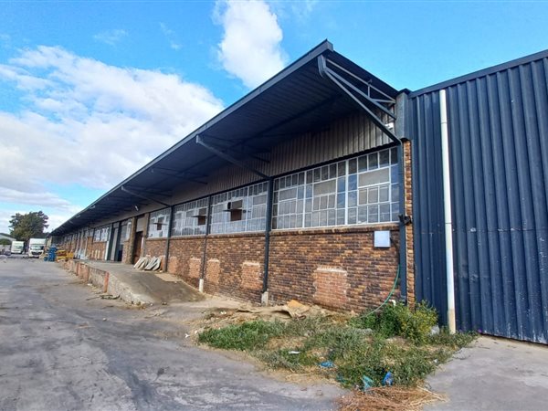 662  m² Industrial space