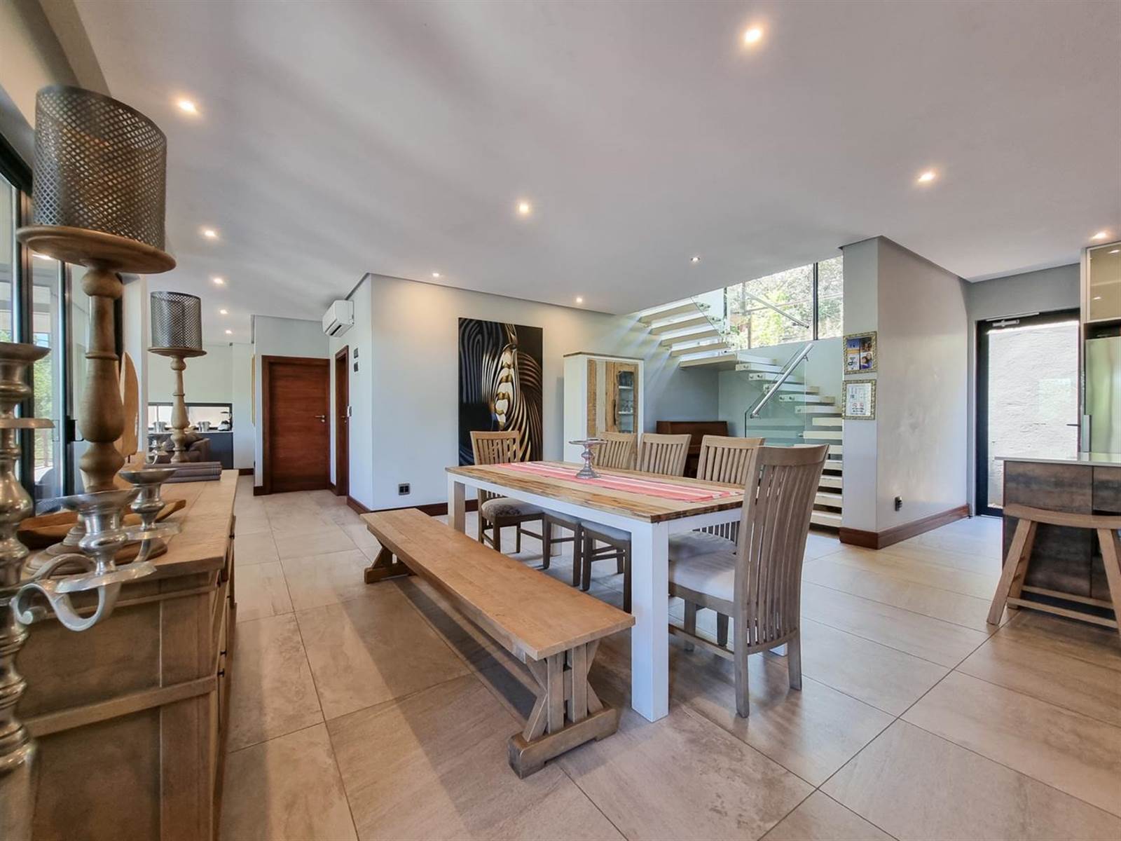 6 Bed House in Zimbali Estate photo number 6